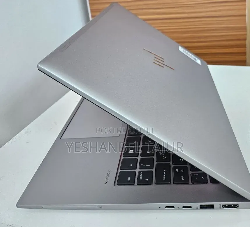 New Laptop HP ZBook 14 16GB Intel Core i7 SSD 512GB