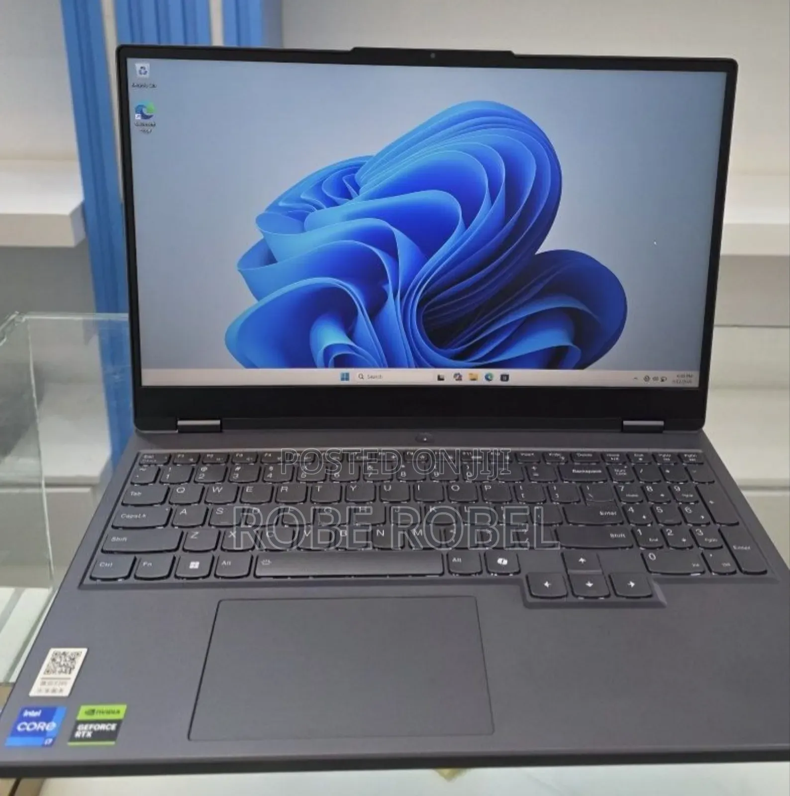New Laptop Lenovo Legion 5 24GB Intel Core i7 SSD 1T