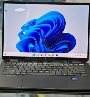 New Laptop HP OmniBook X Flip 14" 16GB Intel Core Ultra 7 SSD 1T