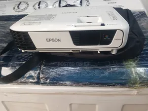 Epson Eb-X31 Projector