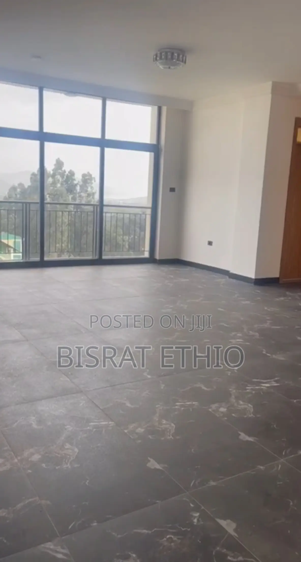 3bdrm Apartment in Lideta for sale
