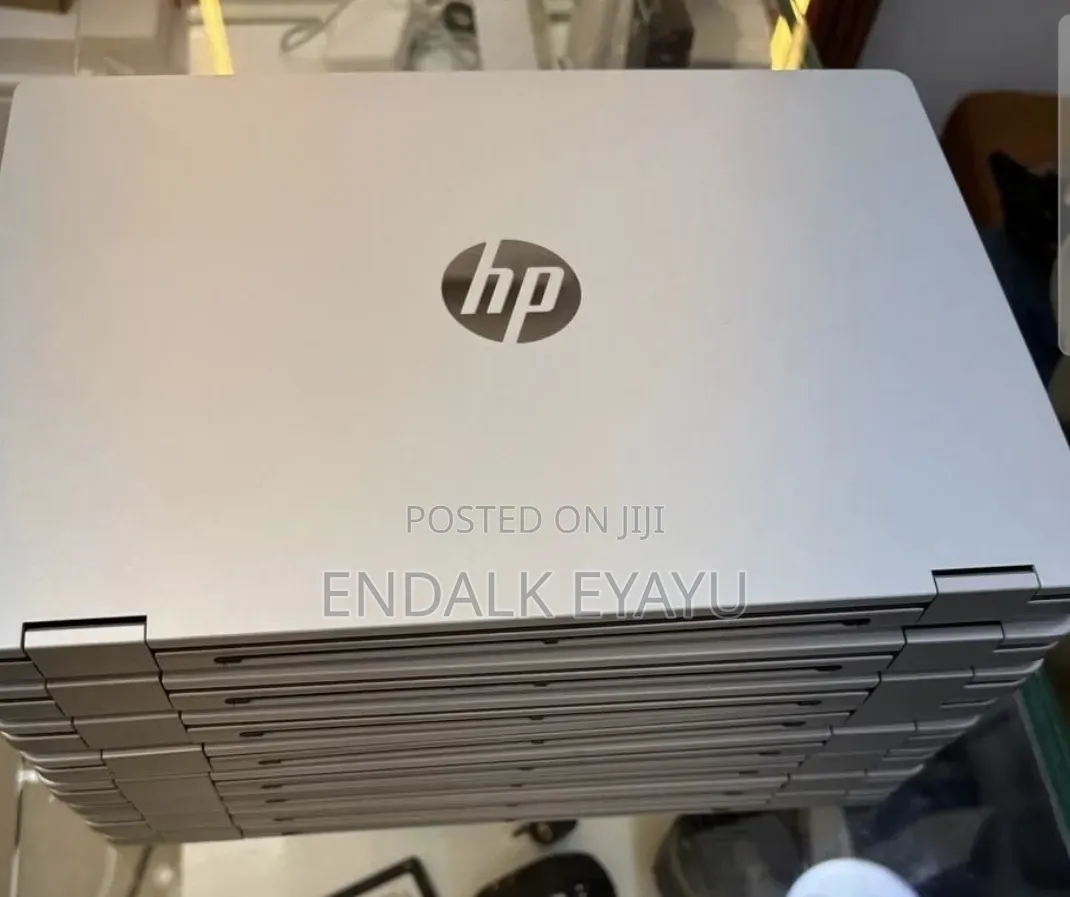 New Laptop HP OmniBook 5 Flip 16GB Intel Core 7 SSD 512GB