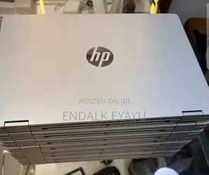 New Laptop HP OmniBook 5 Flip 16GB Intel Core 7 SSD 512GB