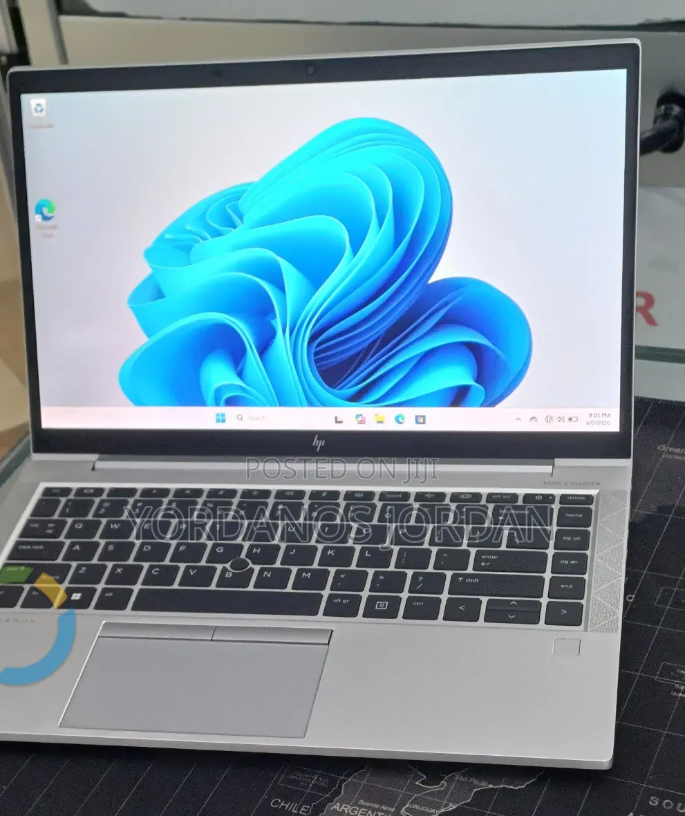 New Laptop HP EliteBook 840 G8 16GB Intel Core i7 SSD 512GB