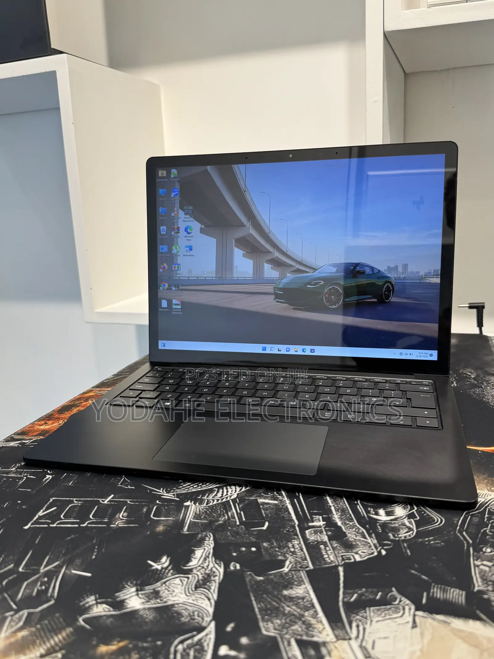 New Laptop Microsoft Surface Laptop 4 16GB Intel Core i5 SSD 512GB