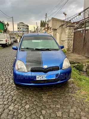 Toyota Vitz 2002 Blue