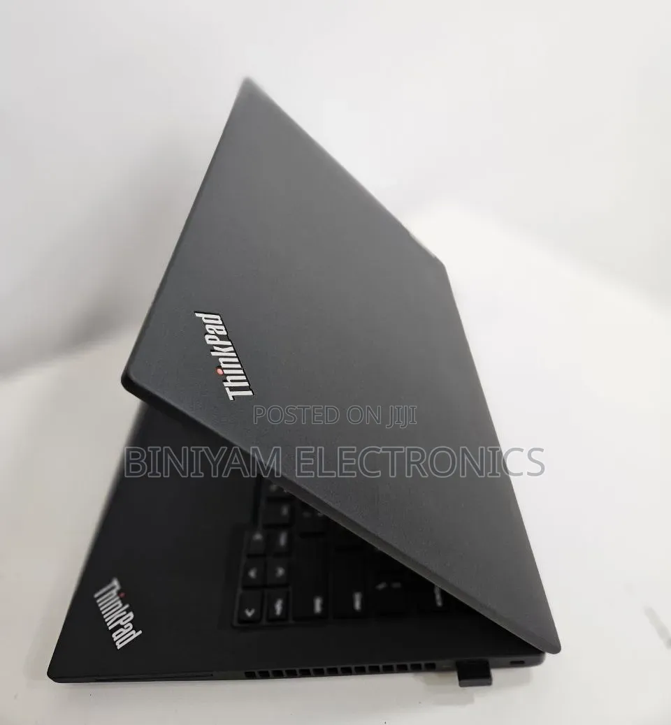 New Laptop Lenovo ThinkPad P14s 16GB Intel Core i7 SSD 512GB