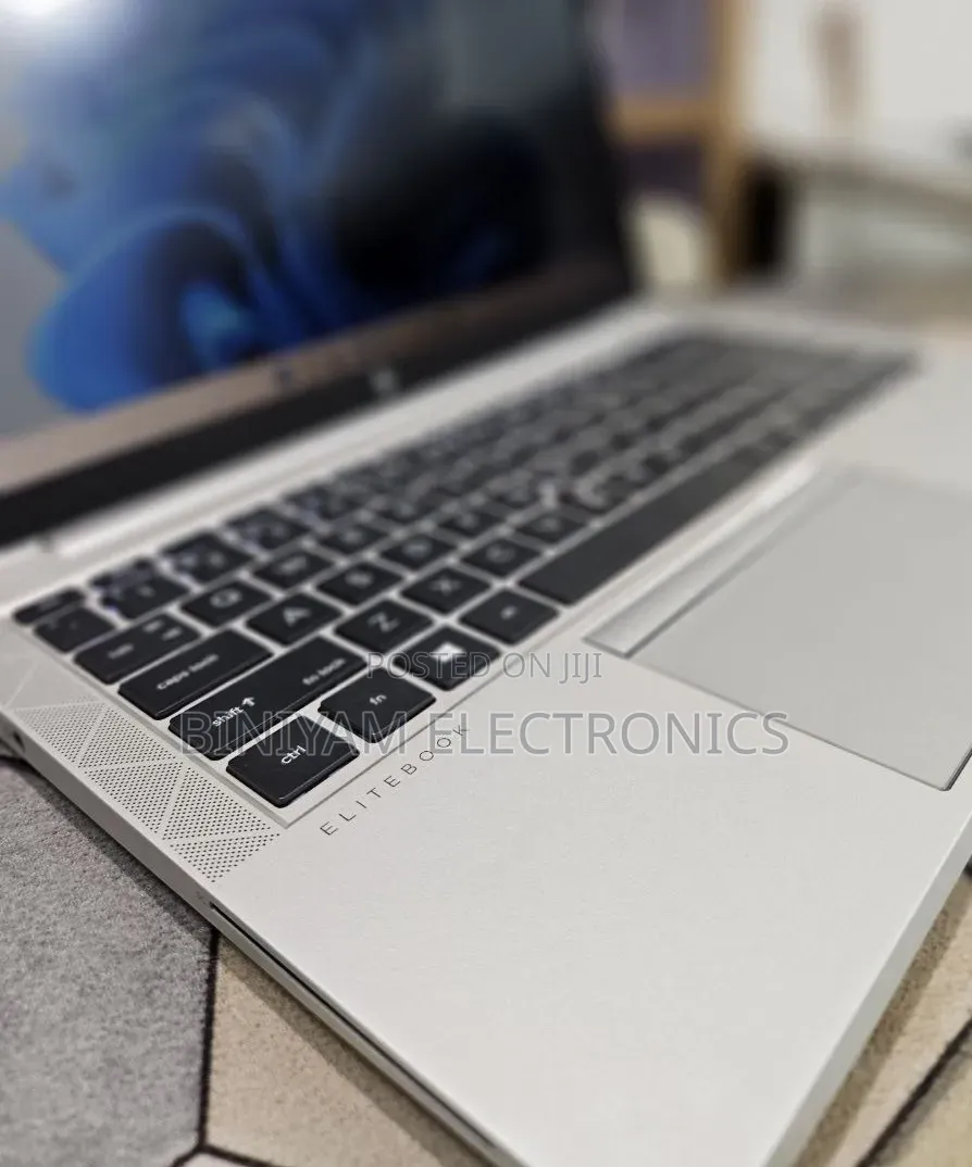 New Laptop HP EliteBook 840 G7 16GB Intel Core i7 SSD 512GB