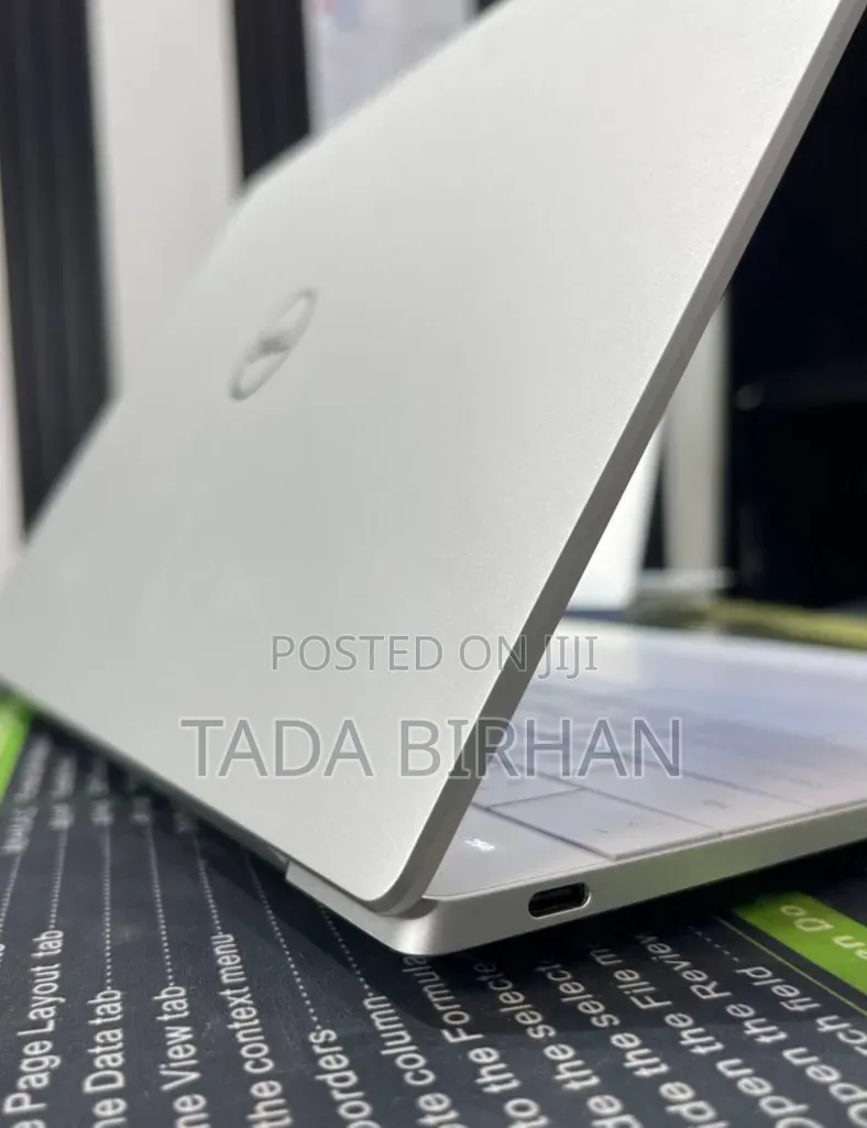 New Laptop Dell XPS 13 32GB Intel Core i7 SSD 512GB
