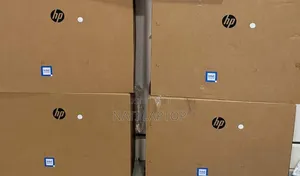 New HP 200 G4 22 All-in-One 8GB Intel Core i5 SSD 512GB