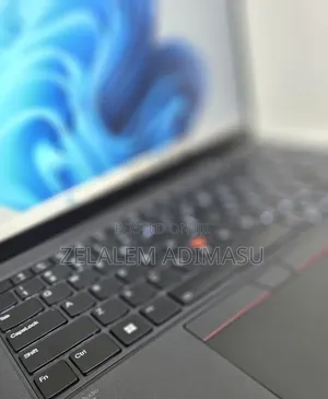 New Laptop Lenovo ThinkPad P14s 16GB Intel Core i7 SSD 512GB
