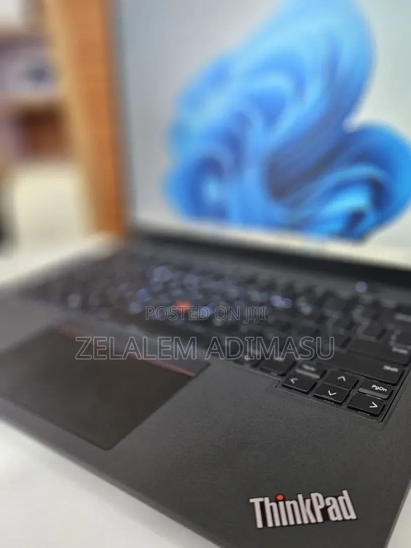 New Laptop Lenovo ThinkPad P14s 16GB Intel Core i7 SSD 512GB