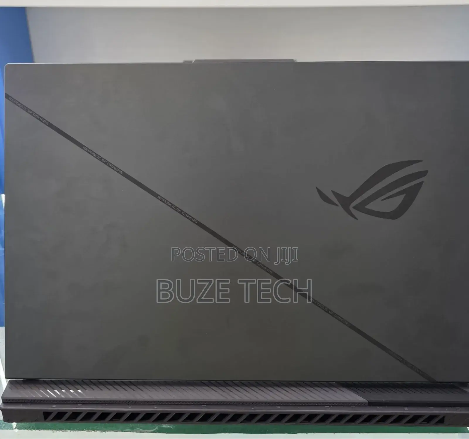 New Laptop Asus ROG Strix G18 16GB Intel Core i9 SSD 1T