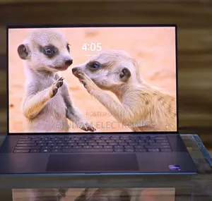 New Laptop Dell Precision 17 M7710 16GB Intel Core i9 SSD 512GB
