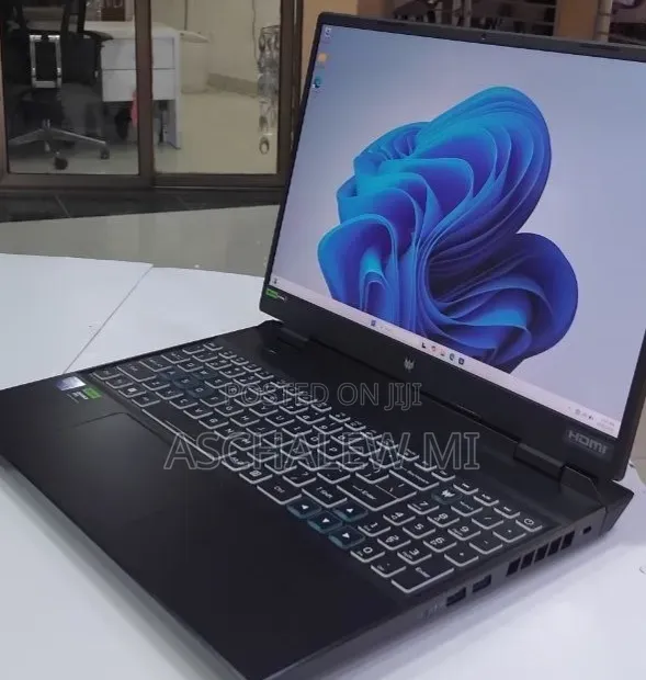 New Laptop Acer Predator Helios Neo 16 16GB Intel Core i9 SSD 1T