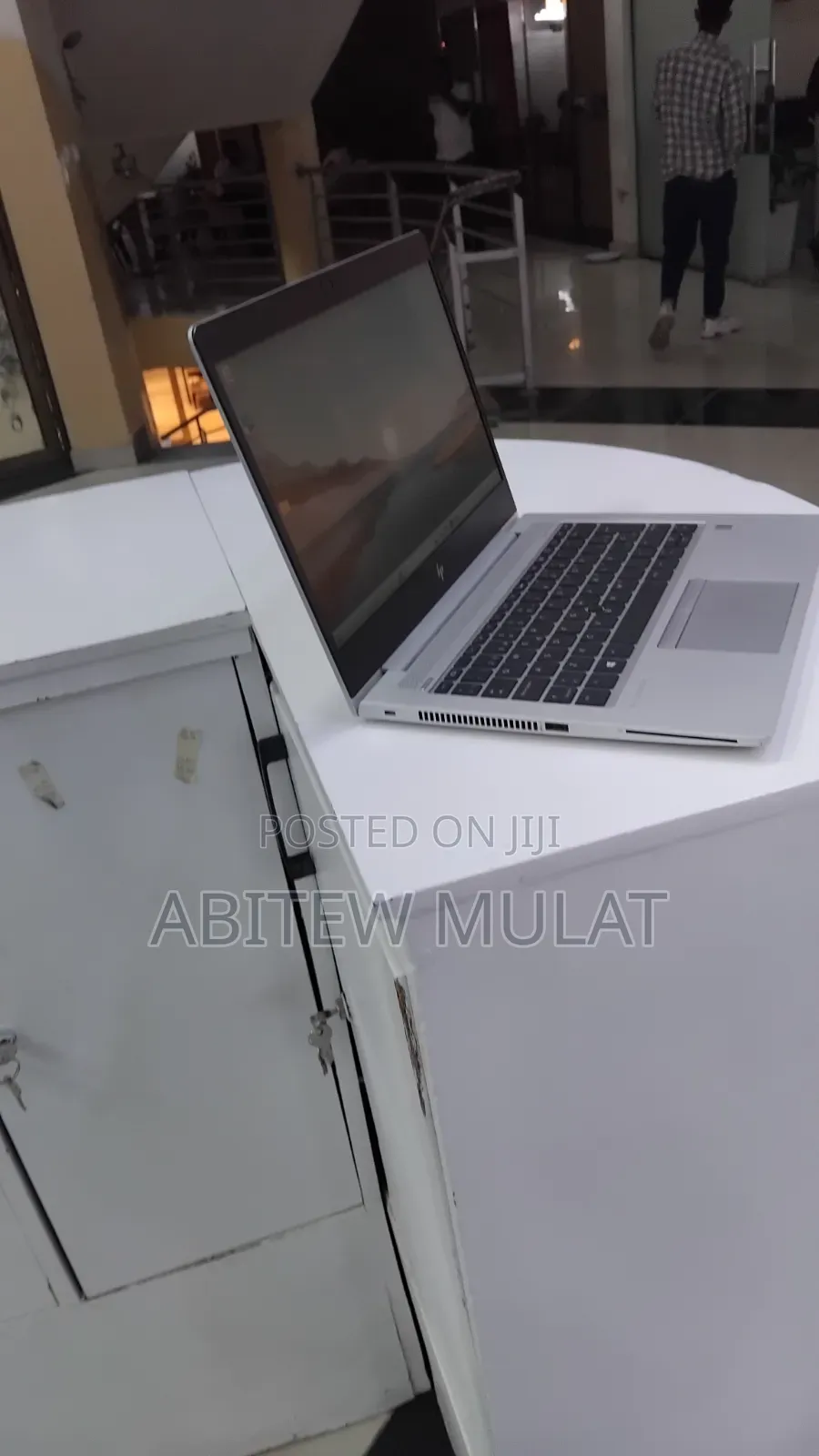 New Laptop HP EliteBook 830 G8 8GB Intel Core i5 SSD 512GB