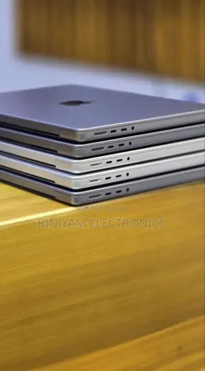 New Laptop Apple MacBook Pro 2021 M1 16GB Apple M1 Pro SSD 512GB