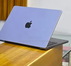 New Laptop Apple MacBook Pro 2021 M1 16GB Apple M1 Pro SSD 1T