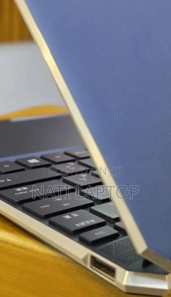 New Laptop HP Spectre X360 16GB Intel Core i7 SSD 1T