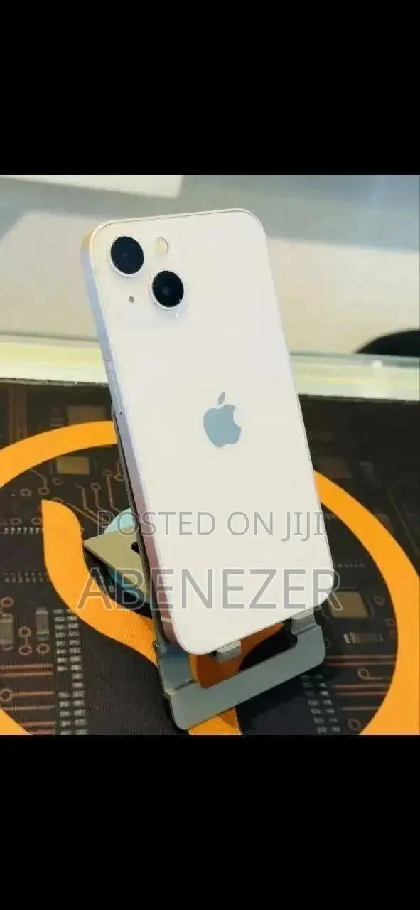 New Apple iPhone 13 128 GB White