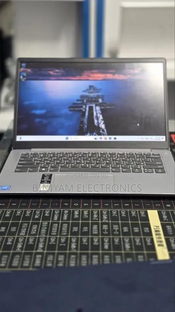 New Laptop Lenovo Ideapad 3 4GB Intel Celeron SSD 128GB