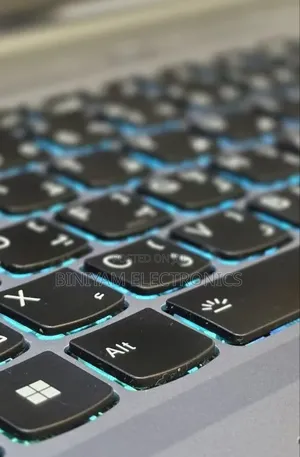 New Laptop Lenovo Legion 5 16GB AMD Ryzen 7 SSD 1T