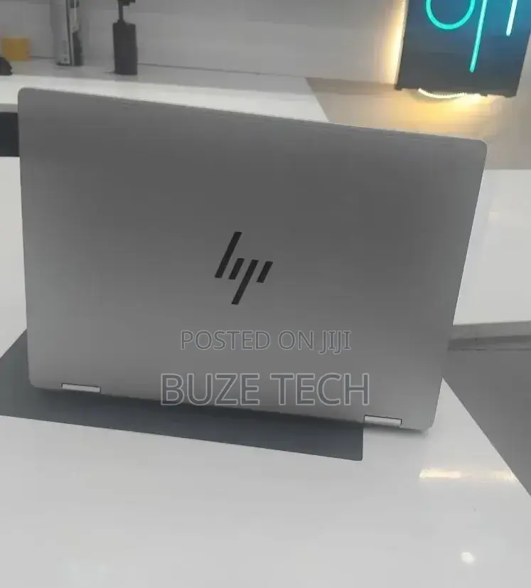 New Laptop HP OmniBook X Flip 14" 16GB Intel Core i7 SSD 1T