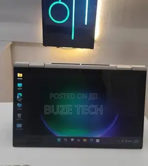 New Laptop HP Envy x360 8GB Intel Core i7 SSD 512GB