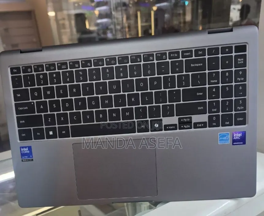 New Samsung Galaxy Book3 Pro 360 16" 16GB Intel Core Ultra 7 SSD 512GB