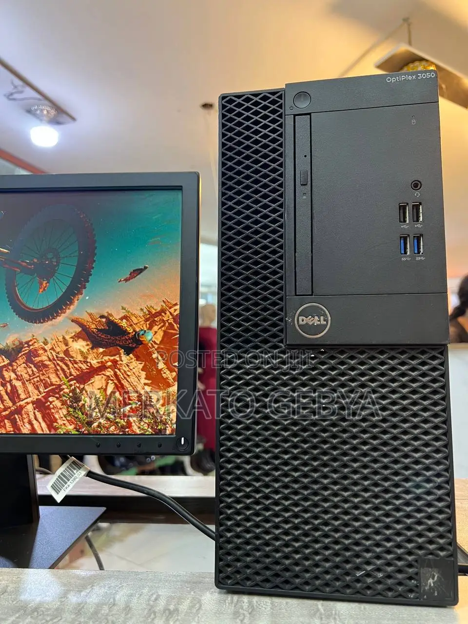 Desktop Computer Dell OptiPlex 3050 8GB Intel Core i5 SSD 256GB