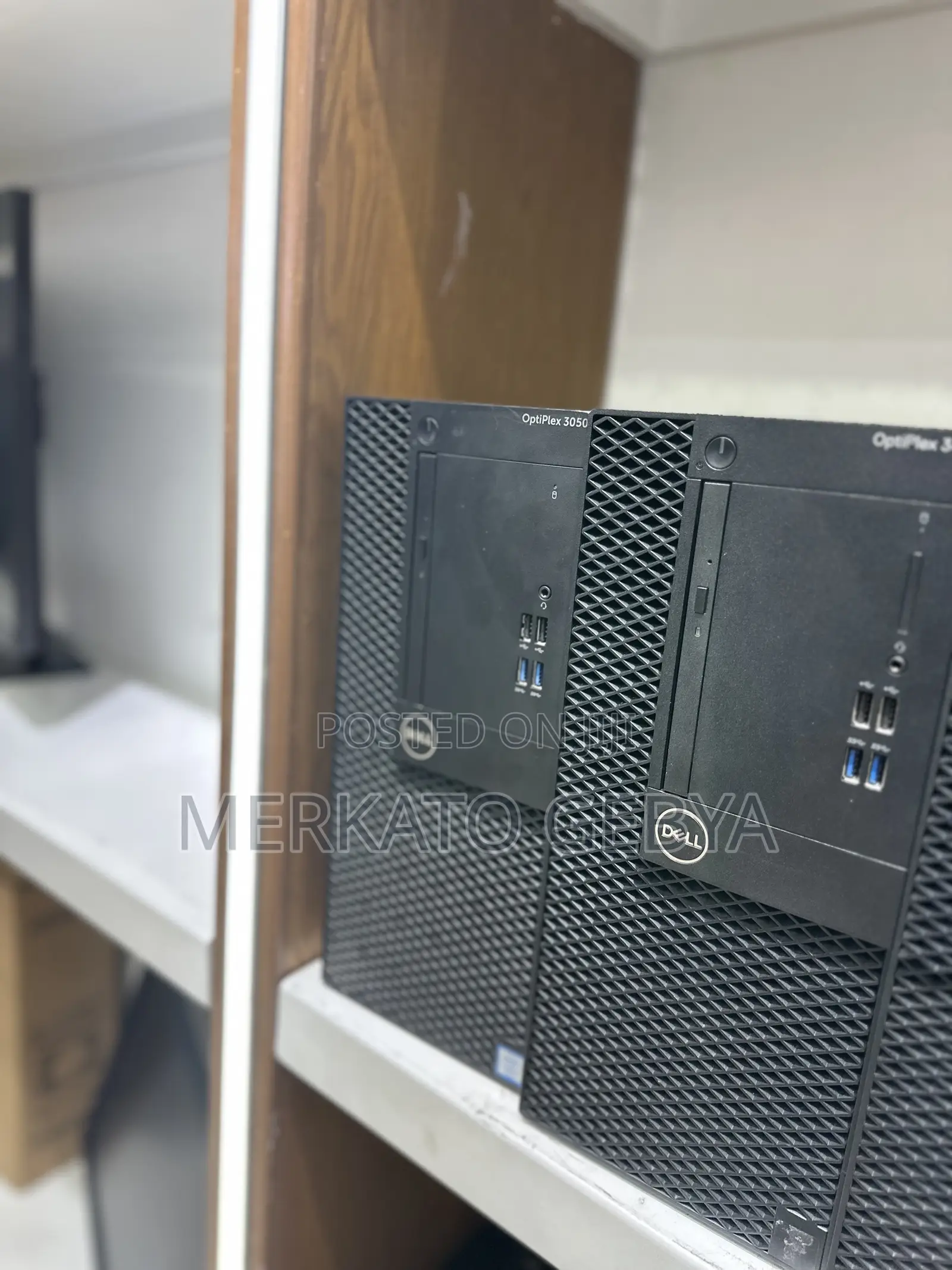 Desktop Computer Dell OptiPlex 3050 8GB Intel Core i5 SSD 256GB