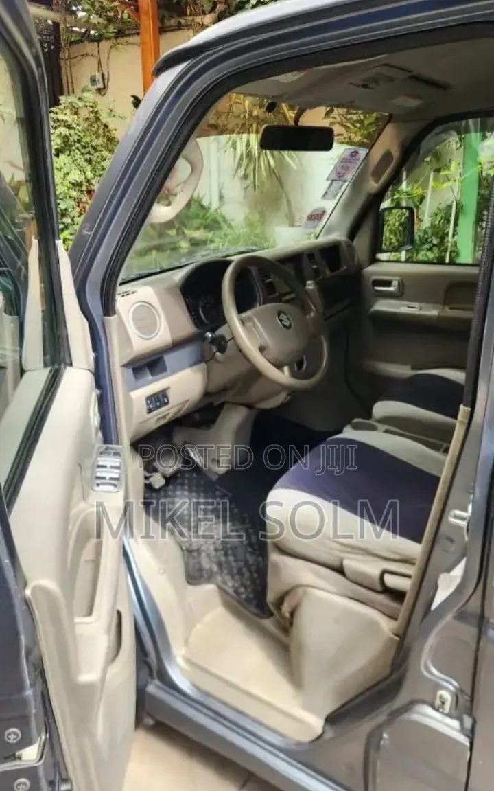 Suzuki Every Wagon 2012 Black