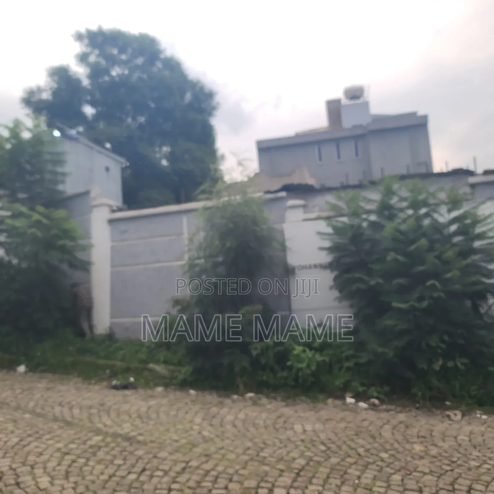 5bdrm House in Addis Abeba, Bole for sale
