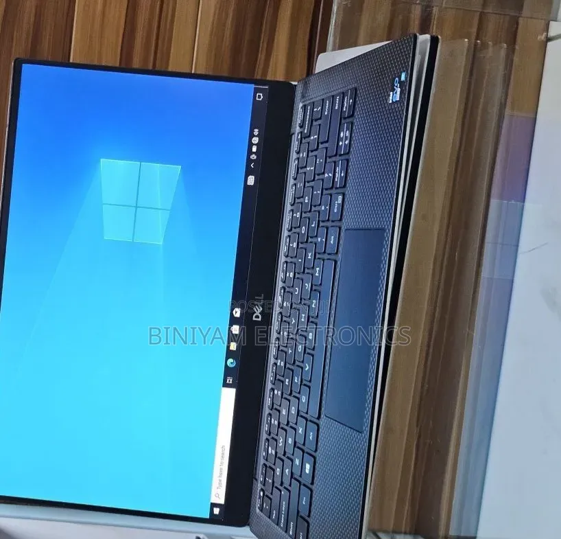 New Laptop Dell XPS 13 16GB Intel Core i7 SSD 512GB