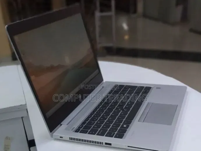 New Laptop HP EliteBook 830 G5 8GB Intel Core i5 SSD 512GB