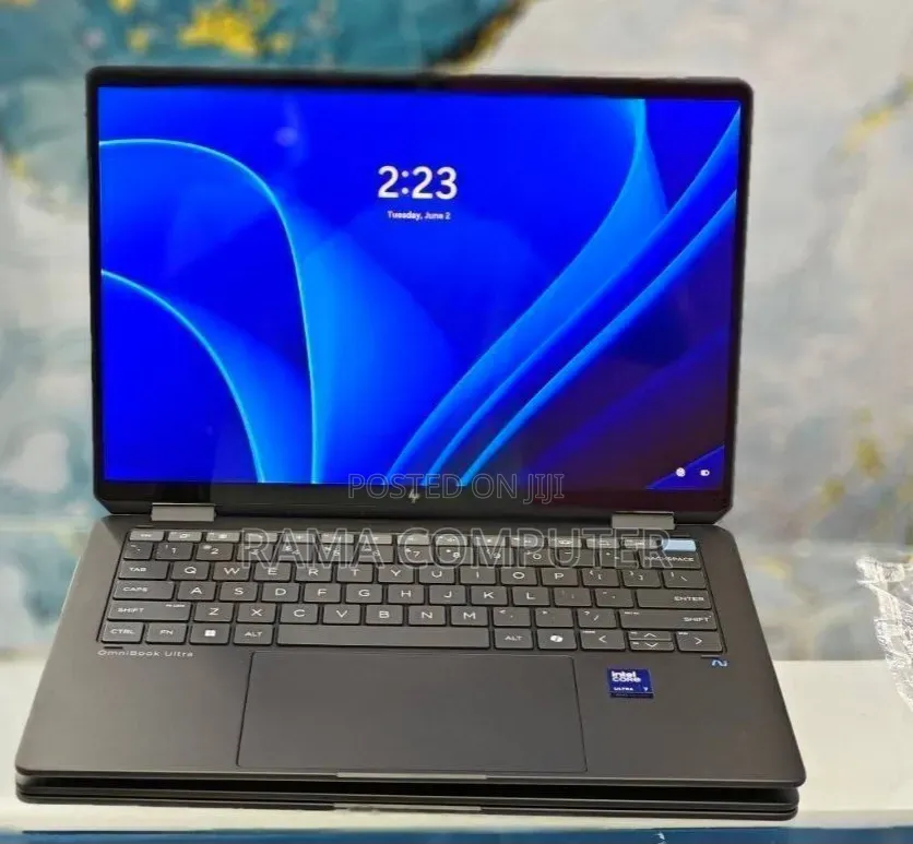 New Laptop HP OmniBook Ultra Flip 14" 16GB Intel Core Ultra 7 SSD 1T