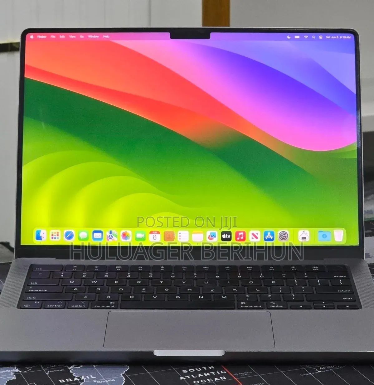 New Laptop Apple MacBook Pro 2023 M3 8GB Apple M3 Pro SSD 512GB