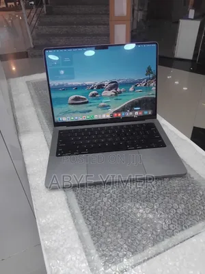 New Laptop Apple MacBook Pro 2021 M1 32GB Intel Core M SSD 512GB