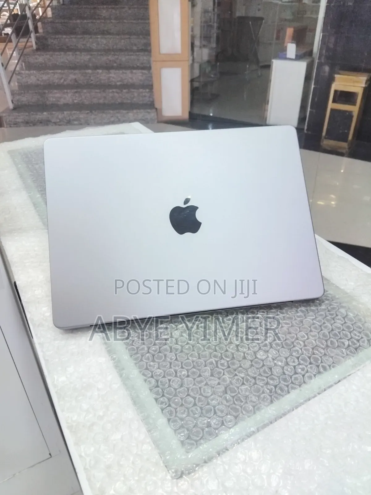 New Laptop Apple MacBook Pro 2021 M1 32GB Intel Core M SSD 512GB