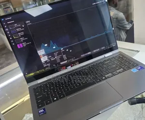 New Laptop Samsung 16GB Intel Core Ultra 7 SSD 512GB