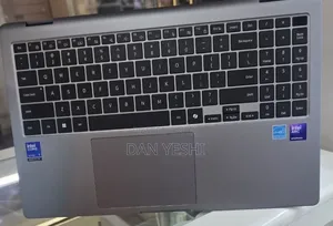 New Laptop Samsung 16GB Intel Core Ultra 7 SSD 512GB