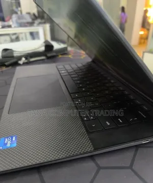 New Laptop Dell Precision 5570 16GB Intel Core i7 SSD 512GB