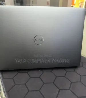 New Laptop Dell Precision 5570 16GB Intel Core i7 SSD 512GB