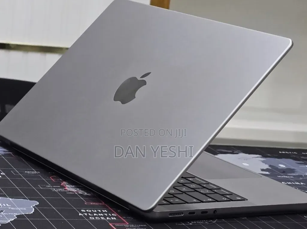 New Laptop Apple MacBook Pro 32GB Apple M1 SSD 512GB