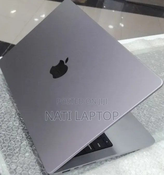New Laptop Apple MacBook Pro 2021 M1 32GB Apple M1 Pro SSD 512GB