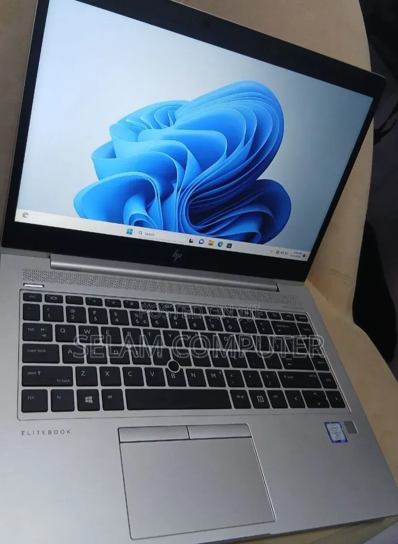 New Laptop HP EliteBook 840 8GB Intel Core i5 SSD 512GB