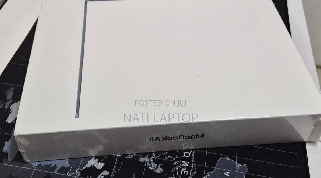 New Laptop Apple MacBook Air 2022 M2 8GB Apple M2 SSD 256GB