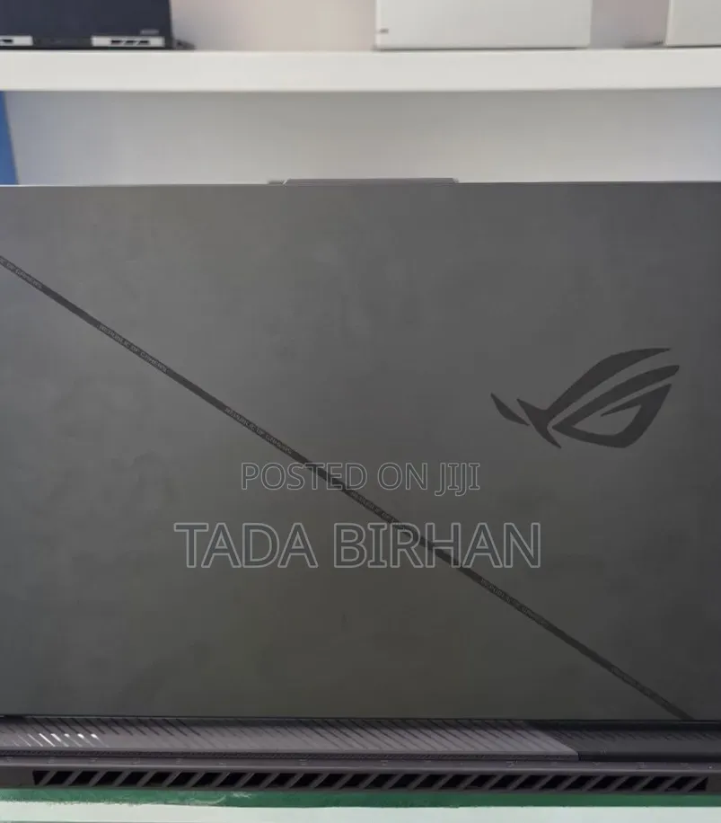 New Laptop Asus ROG Strix G15 16GB Intel Core i9 SSD 1T