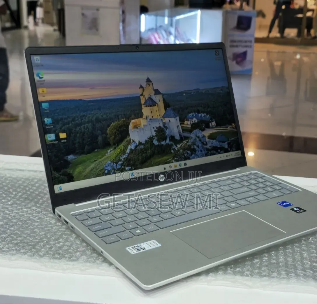 New Laptop HP Stream Notebook 16GB Intel Core i7 SSD 512GB