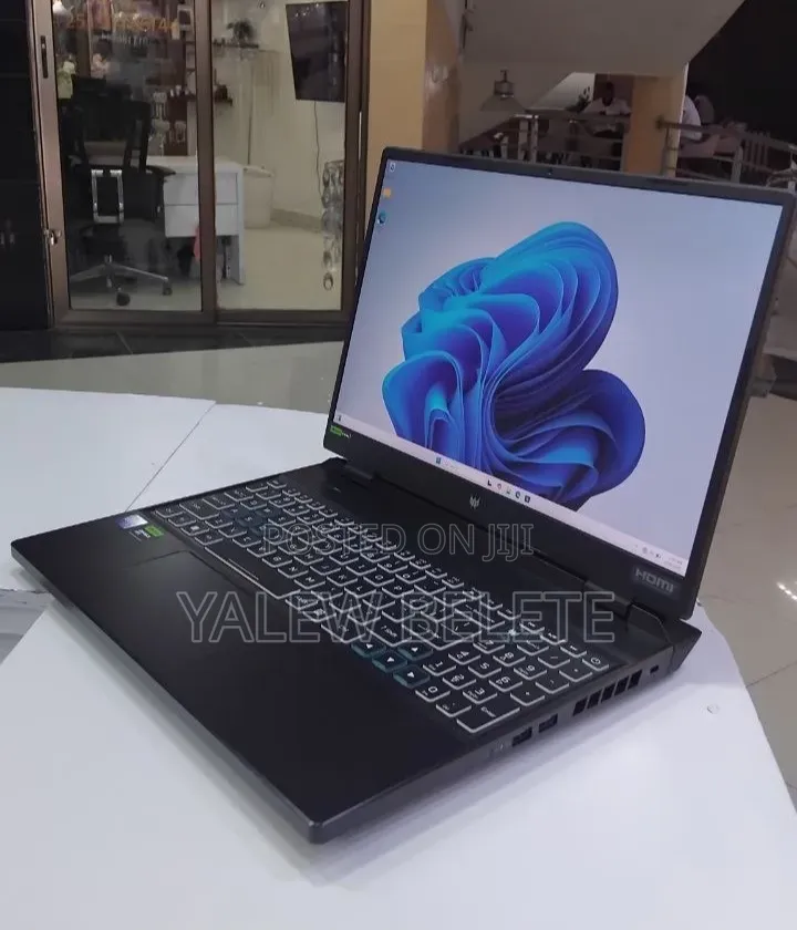 New Laptop Acer Predator Helios Neo 16 16GB Intel Core i9 SSD 1T